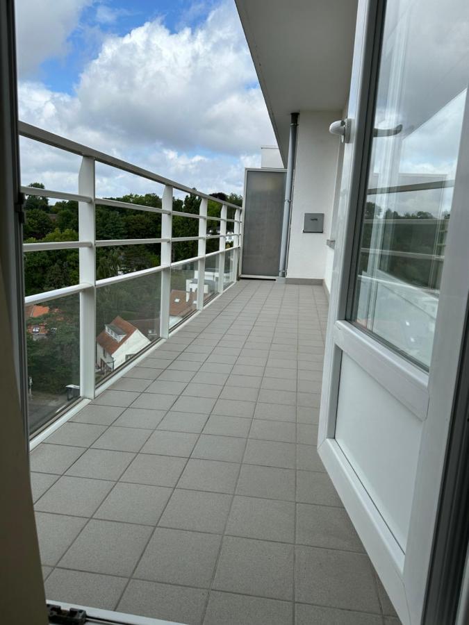 Clam，Grand Apartment In Uccle Брюссель Экстерьер фото